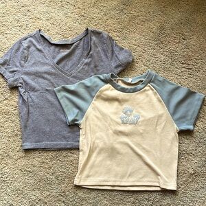 Pair of 2 cropped tee shirts